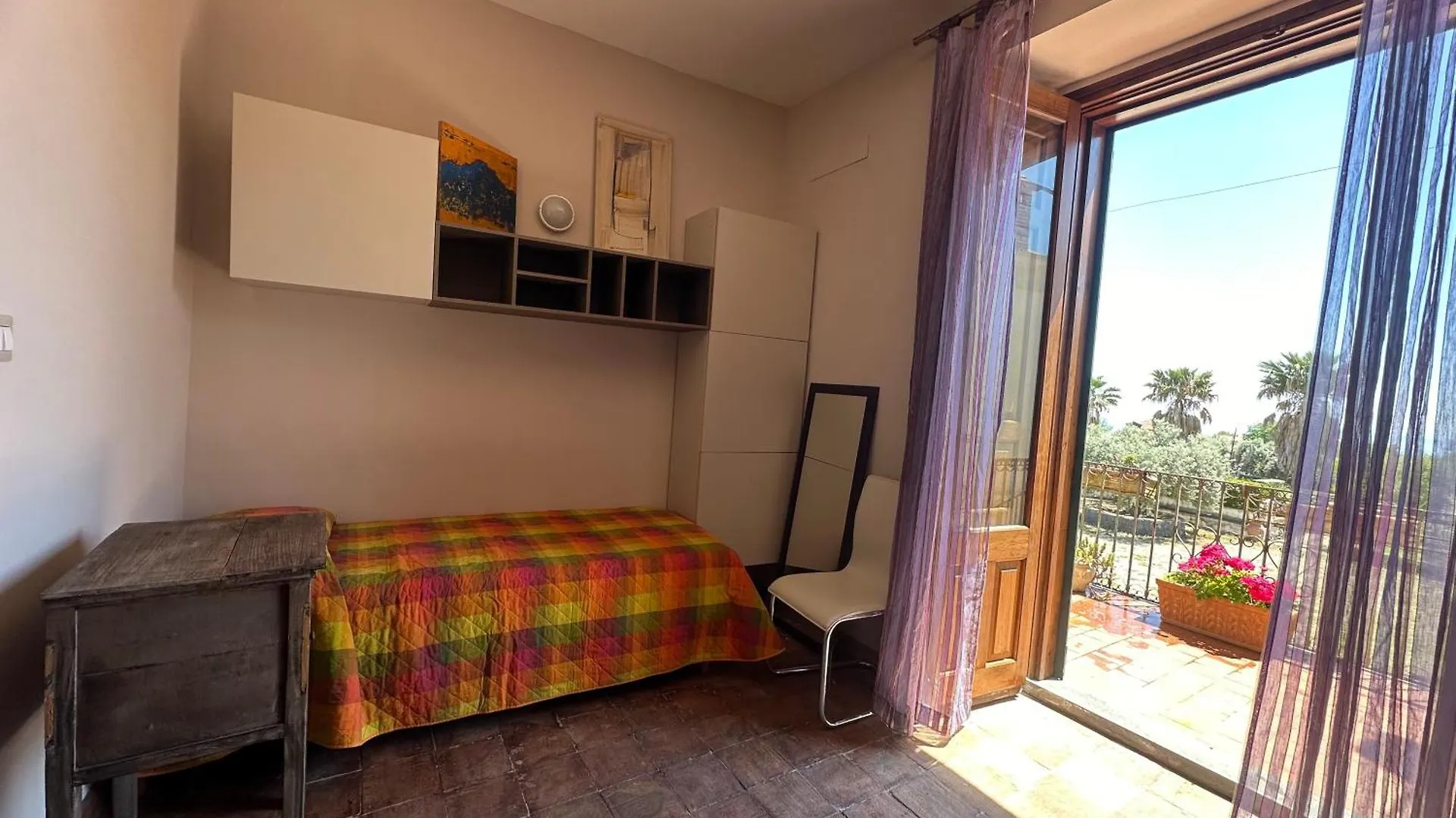 Holiday home Villa Carlo Giarre Italy
